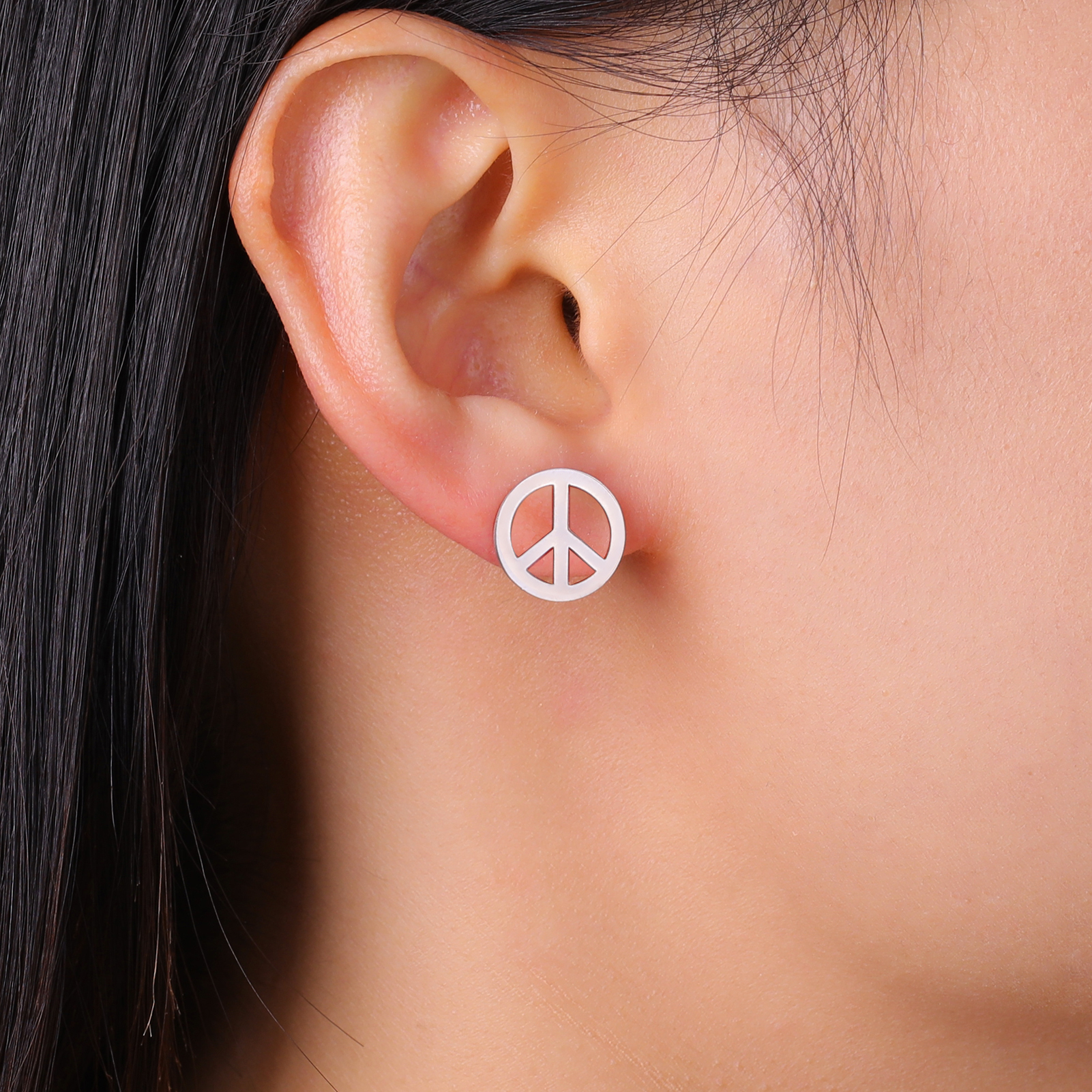 Skyrim Peace Sign Round Stud E - Pacific Jewelry & Watches Los Angeles บทวิจารณ์และราคา