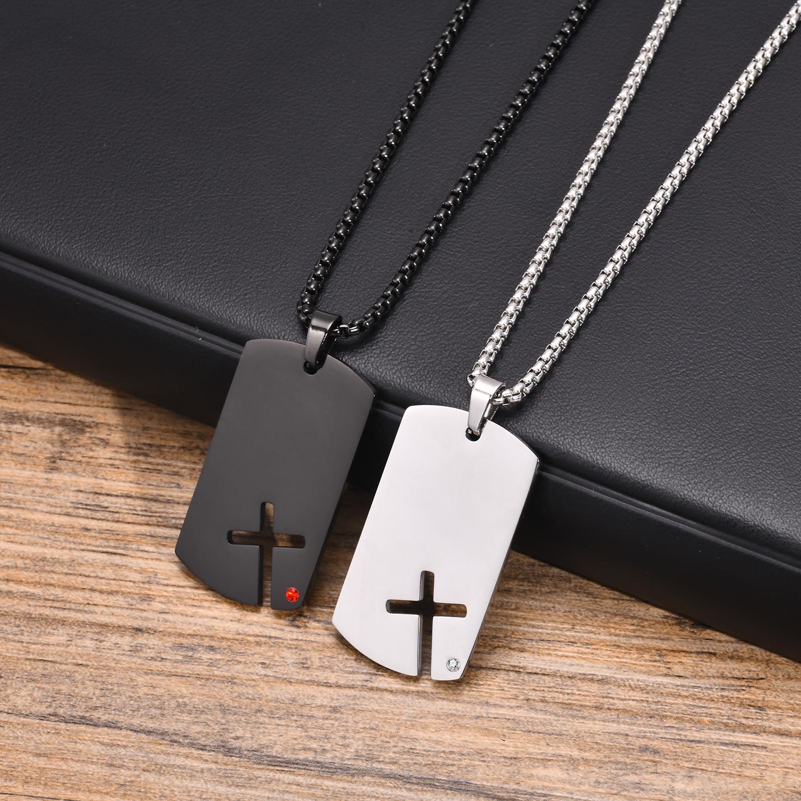 Hollow Cross DogTag Necklaces  - Mens Dog Tag Necklace บทวิจารณ์และราคา