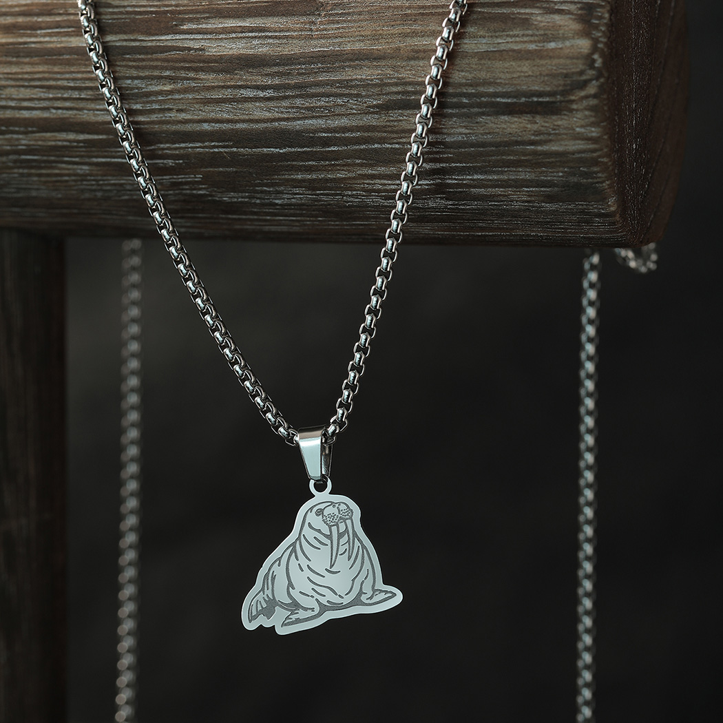 Kinitial Chubby Pacific Walrus - Pacific Jewelry & Watches Los Angeles บทวิจารณ์และราคา